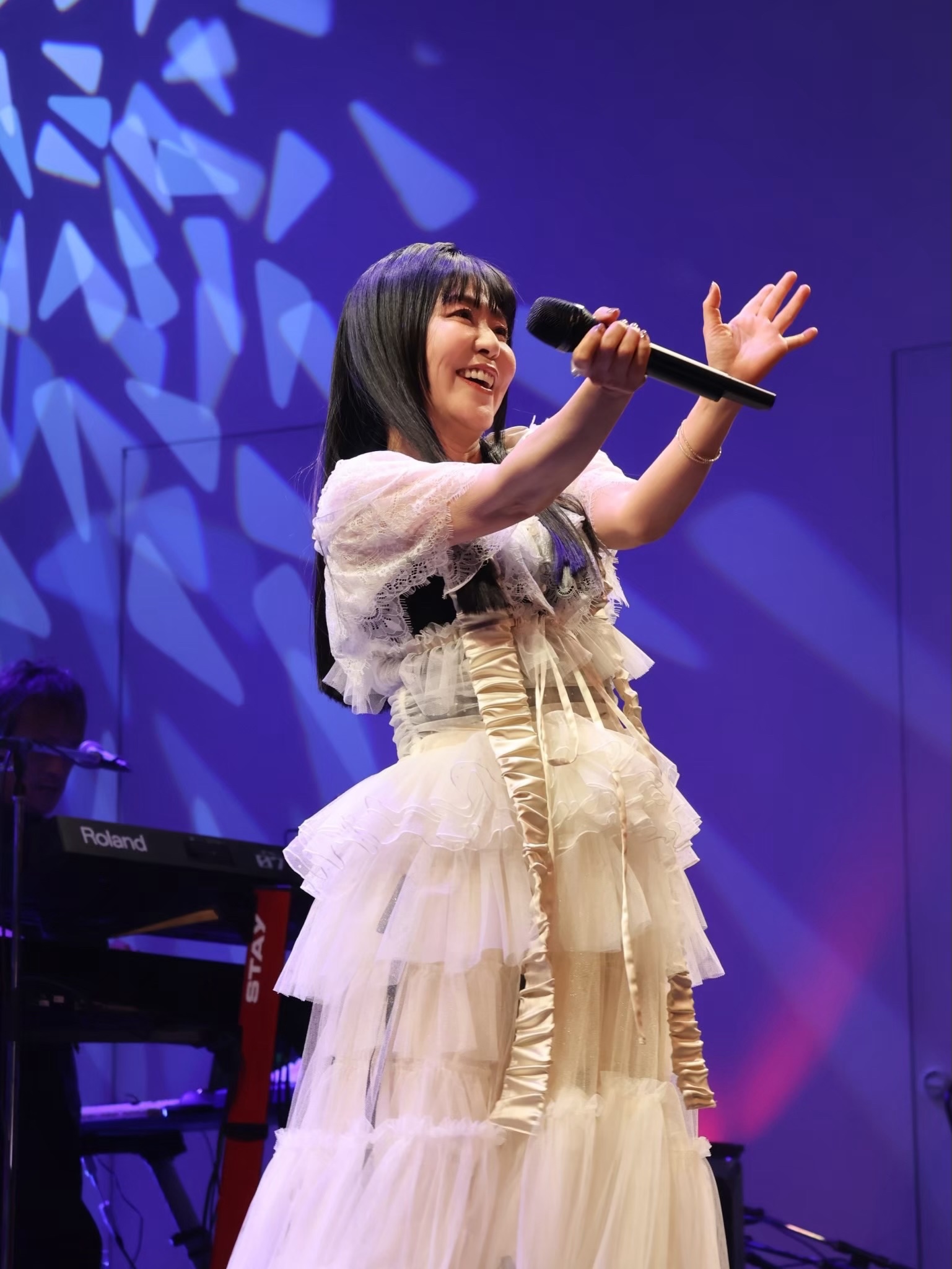 米倉千尋